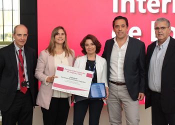 LACC recibió premio internacional por la logística de vacunas contra el COVID-19 en Uruguay