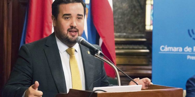 Ciberdelitos: Comisión aprueba el proyecto y ahora pasa al Plenario