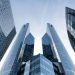 Indicadores de mercado alertan sobre capitalización de bancos españoles y franceses