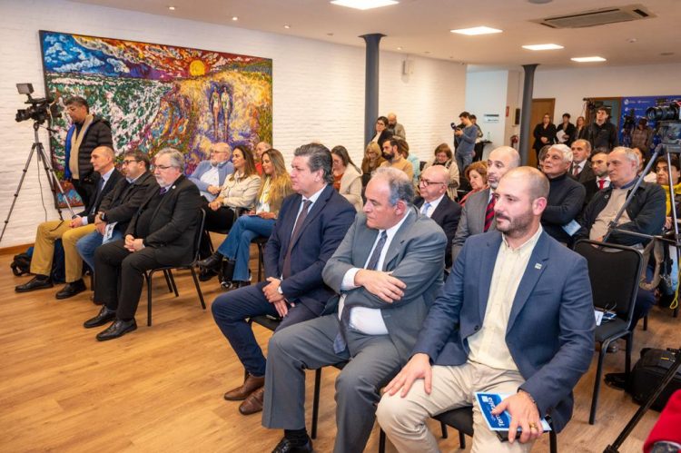 Termatalia llega al país para impulsar el desarrollo del “petróleo incoloro de la cuenca del Río Uruguay”