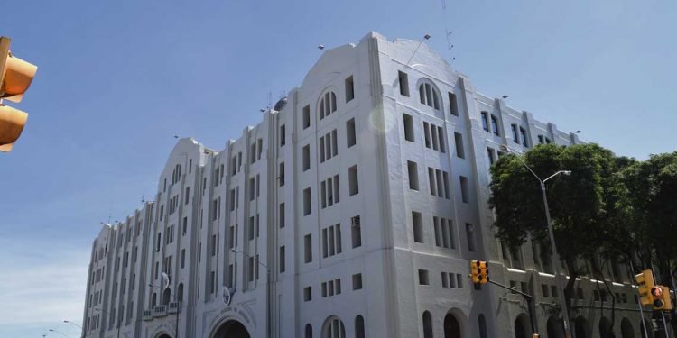 “¿Cuándo se tomará en serio el papel de la Aduana?”