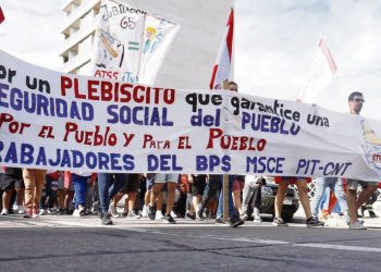 Plebiscito sobre seguridad social: Frente Amplio prepara un plenario nacional para resolver su posición