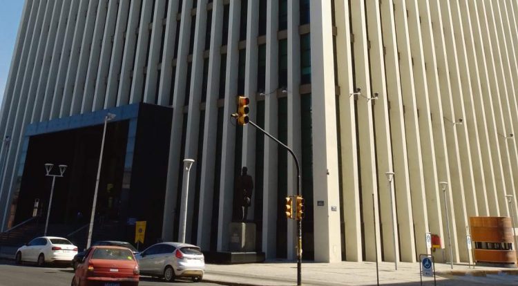 Cambios al decreto sobre suministro de energía a grandes consumidores