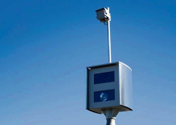 Radares en ruta: Ministro de Transporte envuelto en polémicas