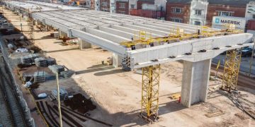 UPM 2 y un tren que demora en llegar a destino