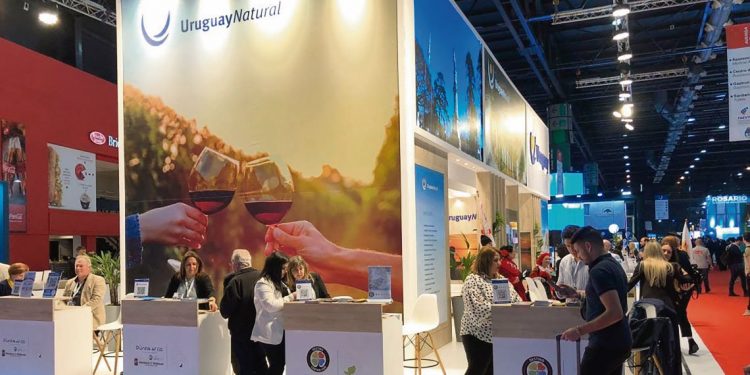 IVA tasa cero y regulaciones para reactivar el turismo