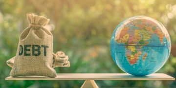 Bajaron las calificaciones. Se podría dar una crisis de deuda