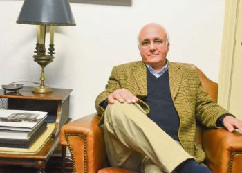 “Con la dolarización no habrá inflación que castigue a los asalariados y jubilados ni atraso cambiario que castigue a los empresarios”