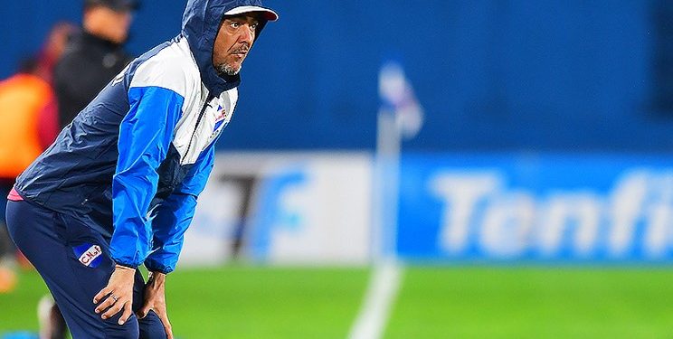 Recoba es chino pero no es mago. Técnico que debuta a veces pierde