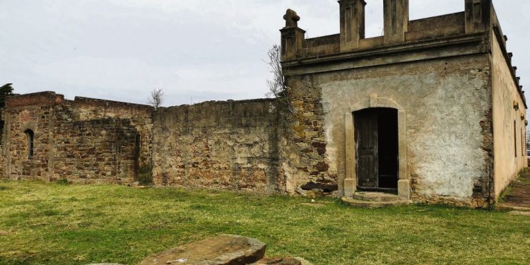 Avanzan las obras de restauración de Capilla Farruco en Durazno