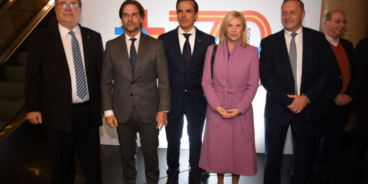 La Asociación Española celebró sus 170 años de vida