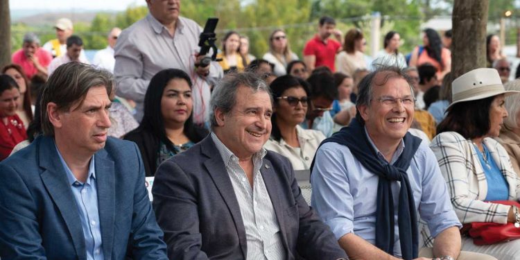 “Tenemos que ir en busca de soluciones para los uruguayos”