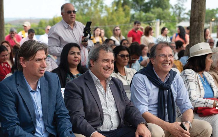 “Tenemos que ir en busca de soluciones para los uruguayos”