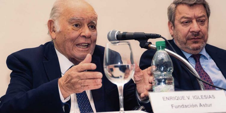 Fundación Astur busca poner en agenda el tema de la soledad no deseada