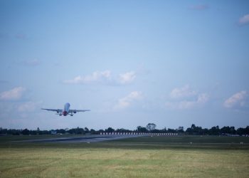 Aeropuertos Uruguay invita a enviar el Calorcito Navideño Uruguayo al exterior