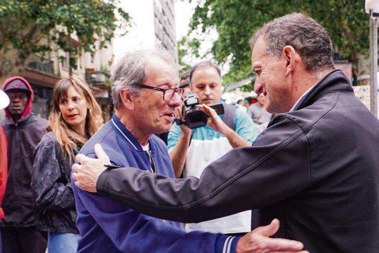 “Se debe luchar para que cada vez haya menos separación entre el Uruguay que puede y el que no”, señaló Manini Ríos