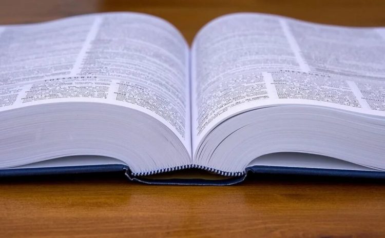 Nueva actualización de la Real Academia Española al Diccionario de la lengua española