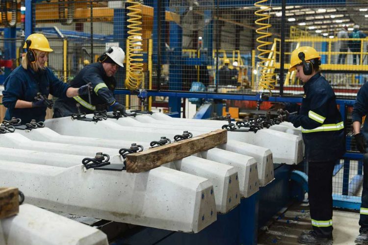 Ministerio de Trasporte abrirá licitación para la producción de más durmientes