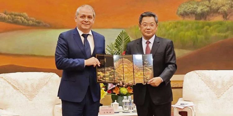 Florida afianza lazos comerciales y culturales con China