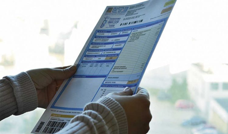 “UTE compra energía eléctrica que no consume nadie y la pagan los consumidores”