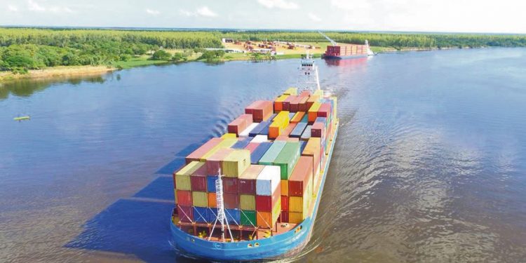 El sector productivo espera que la hidrovía del este reduzca los costos logísticos