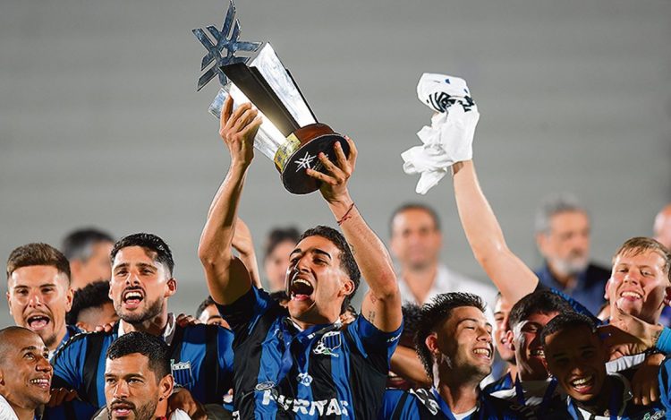 Campeonato uruguayo: falta fútbol, sobra emoción