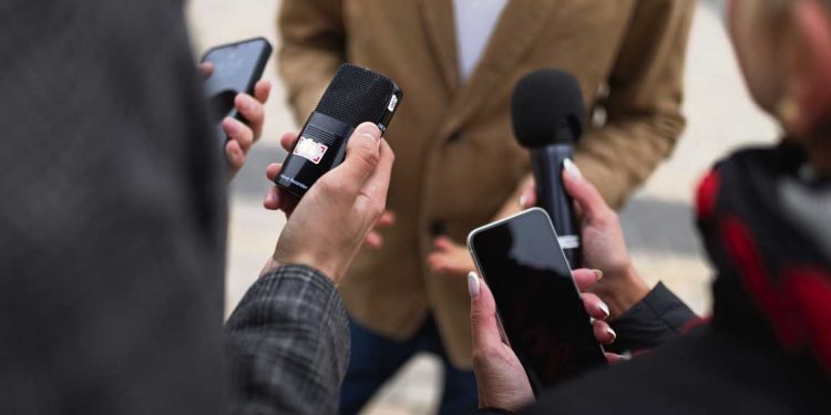 Cabildo Abierto insistirá en el Senado con la par condicio para la ley de medios