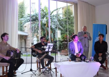 Actividad cultural en la embajada de Buenos Aires