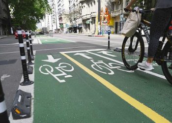 La ciclovía es “un adefesio espantoso y peligroso”, señala el edil Diego Rodríguez