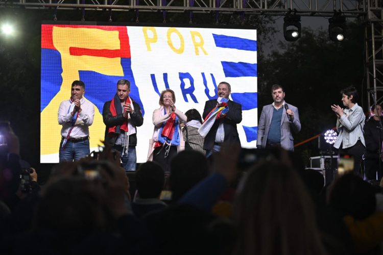 Sin autoridad para la crítica