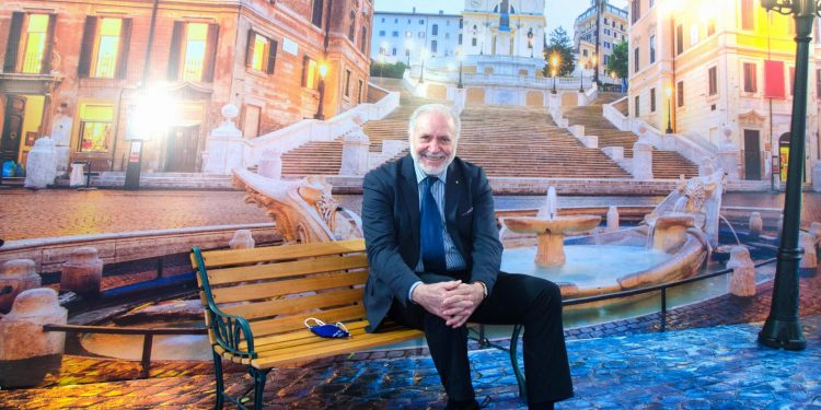 La embajada de Italia despide al economista y artista profesor Ricardo Pascale