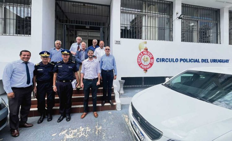 “Se busca que a policías que se atiendan por problemas anímicos no se les retire el arma”