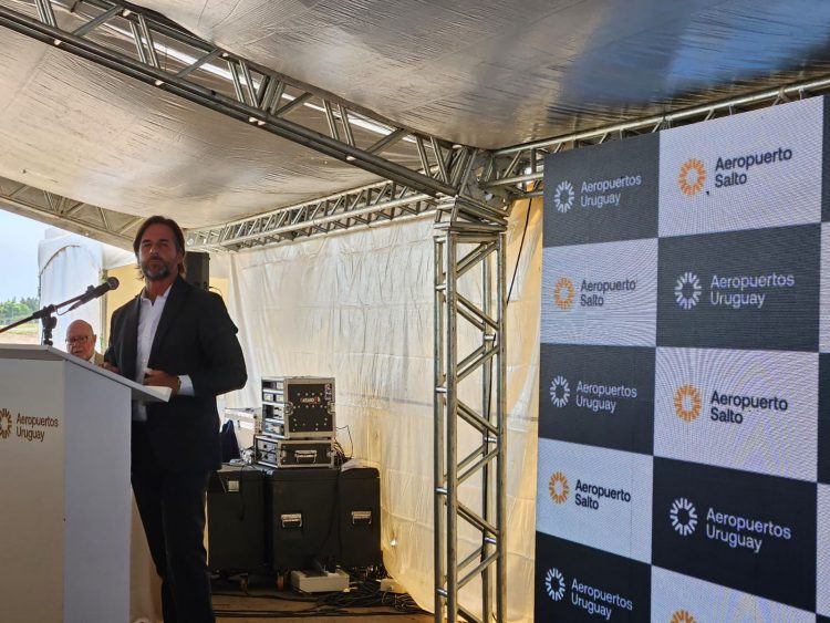 Aeropuertos Uruguay inauguró el nuevo Aeropuerto Internacional de Salto