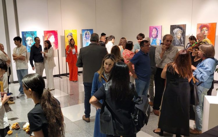 Muestra de arte Estereotipos, de Fabiana Fernández Sulé