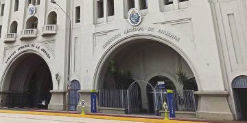 Aduanas otra vez en la mira: entre procedimientos irregulares y denuncias por acomodos