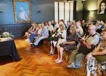 Café literario Edmondo de Amicis: honor, poesía y amistad