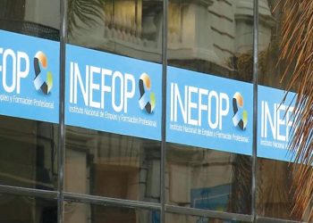 Inefop entrega 3500 becas a estudiantes de bachillerato