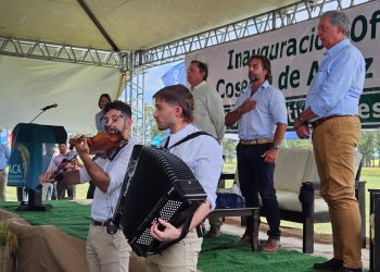Lacalle: “Más temprano que tarde” se van a desmonopolizar los combustibles.