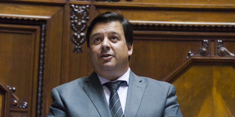 Todo el espectro político reconoce en Adrián Peña una gran pérdida para el país y la democracia