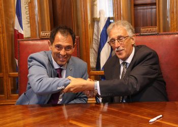 Firma de convenio: Presidente del Correo destacó labor de UTU para que “un montón de gente pueda subir un escalón”