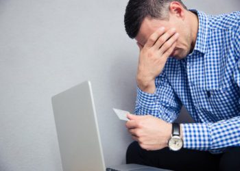 Deudores: las verdaderas víctimas del sistema financiero y sus consecuencias emocionales