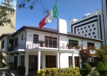 Cabildo Abierto condenó irrupción de la Policía Nacional de Ecuador en la embajada de México en Quito
