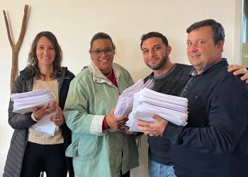 Aumentan las firmas por Deuda Justa a horas de ser entregadas en la Corte Electoral