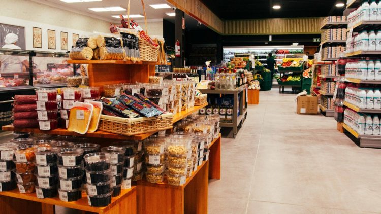 Cadena de Supermercados El Dorado llega con una sucursal de más de 2.000 m2 a Montevideo