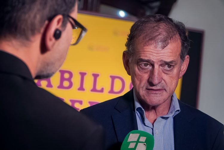 Con mas de 260.000 contabilizadas al momento, recolección de firmas por Deuda Justa continúa hasta fin de mayo