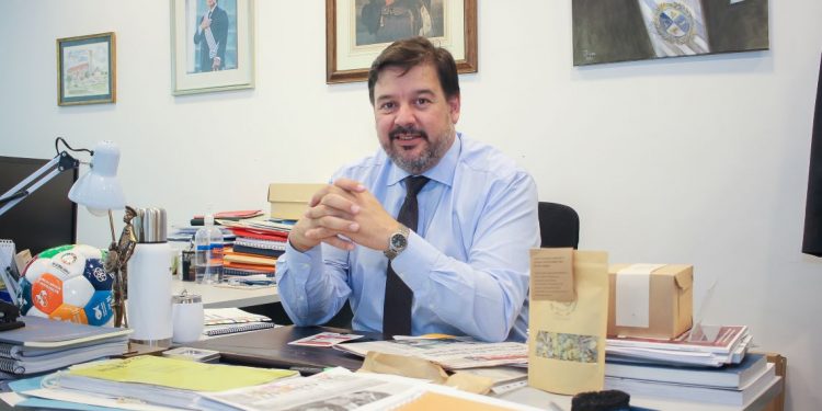 Adrián Peña, “firme con sus ideas” y “leal”