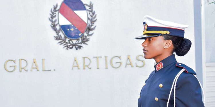 Liceo Militar: la historia de una alumna con determinación y compromiso