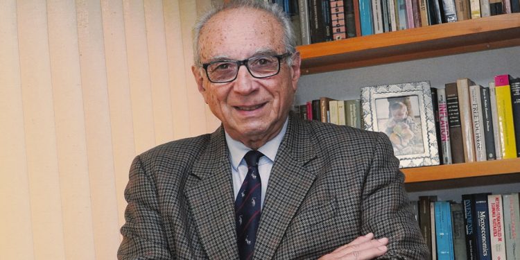“La inflación bajó a 3,7%, pero aumentó la inflación en dólares 35%”