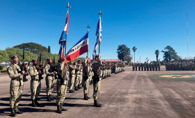 El Ejército Nacional celebró 213 años y reivindicó las tareas que desempeña para el país