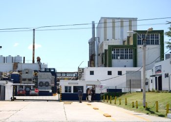 Gremiales cuestionan forma en que se comunicó el cierre de Grupo Gloria